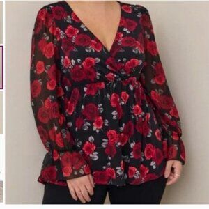 Torrid size 1X plus Black red  Floral Surplice Babydoll Top  Sheer Sleeves new